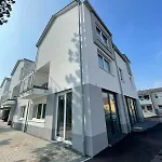 White House * Kappel-Grafenhausen