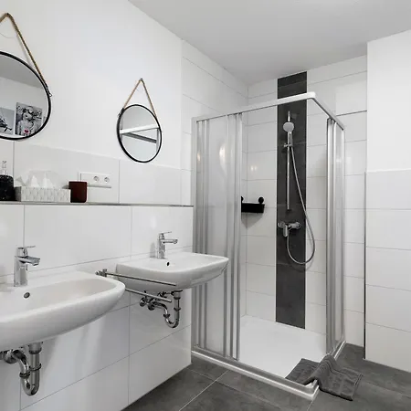White House Tatil Evi Kappel-Grafenhausen